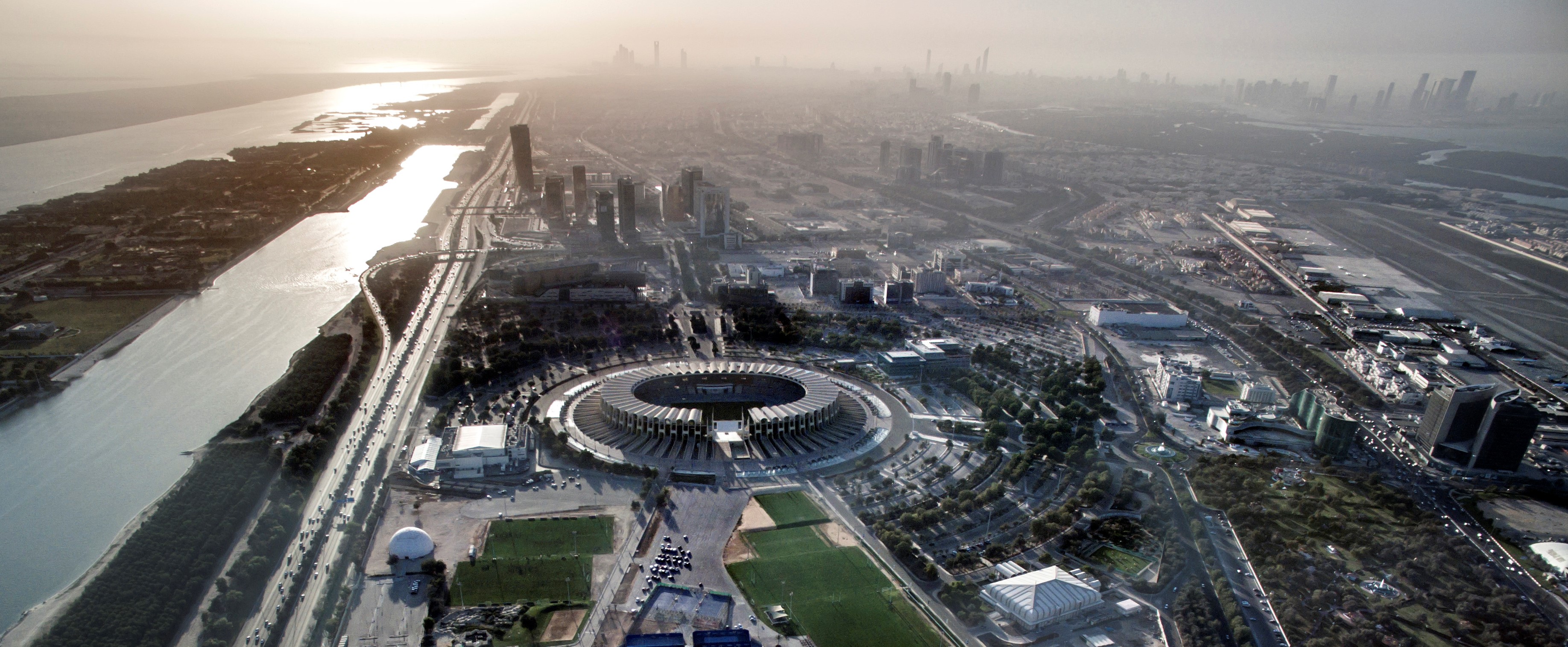 بطولة كأس العالم للأندية الإمارات FIFA 2017 تكشف النقاب عن مجموعة من باقات السفر الجاذبة لعشاق كرة القدم في معرض سوق السفر العربي (3)