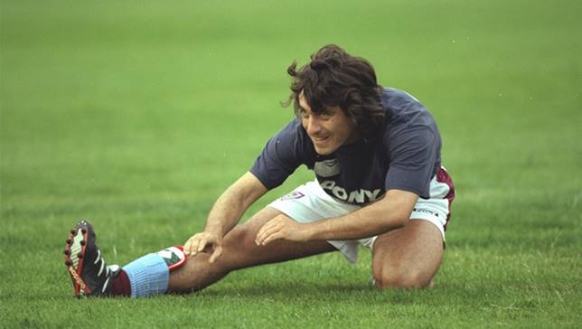 Paulo Futre of West Ham in action during a pre-season friendly