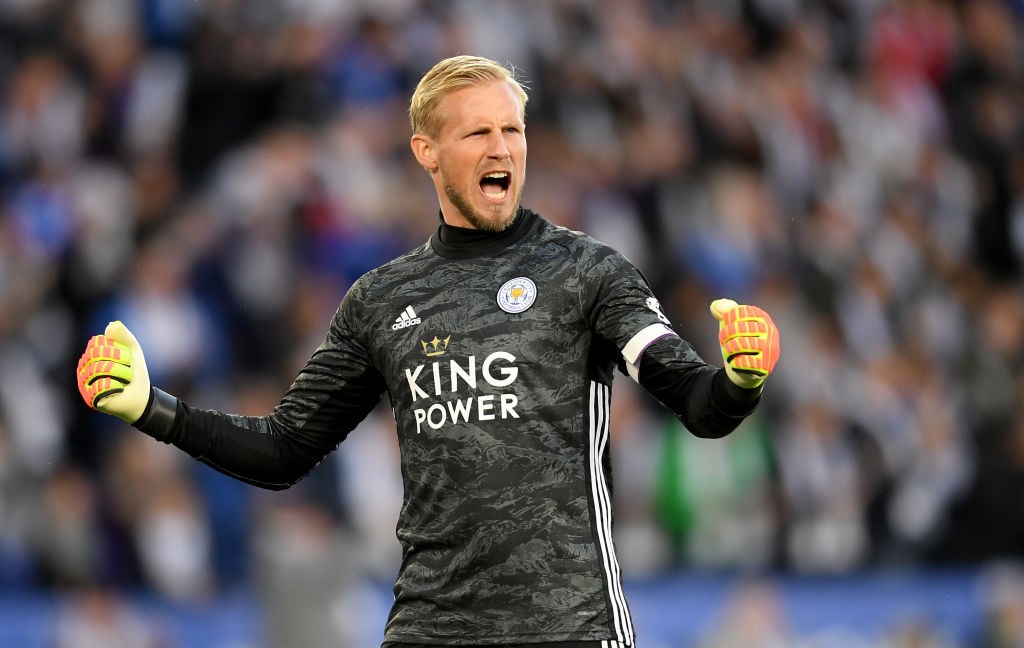 LEICESTER, ENGLAND - OCTOBER 19: Kasper Schmeichel of Leicester City celebrates during the Premier League match between Leicester City and Burnley FC at The King Power Stadium on October 19, 2019 in Leicester, United Kingdom. (Photo by Michael Regan/Getty Images)